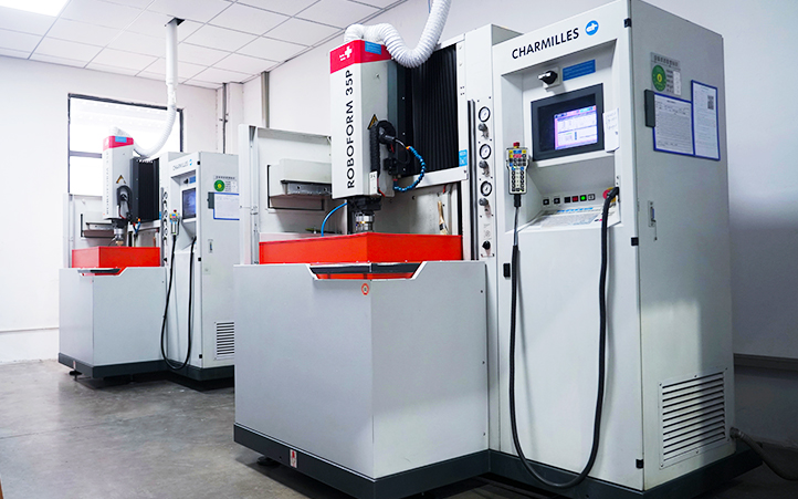 夏米尔镜面火花机