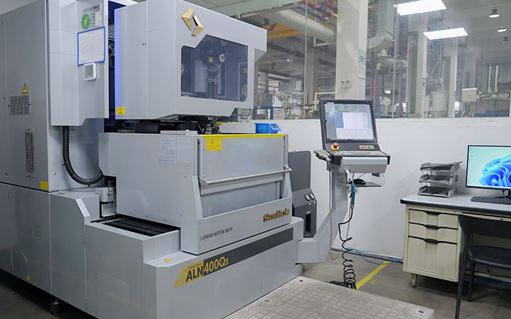 沙迪克数控慢走丝线切割机床